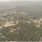 בית מאיר יושב על שרידי הכפר בית מחסיר , אור כוכב ראשון מעבר בית מחסיר ....